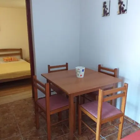 Apartmani Marijanovic Vir