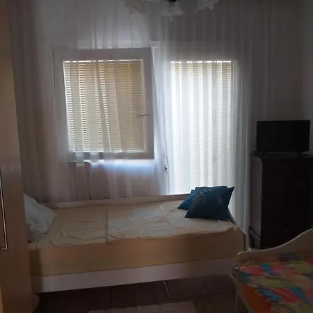 Apartment Apartmani Marijanovic Vir