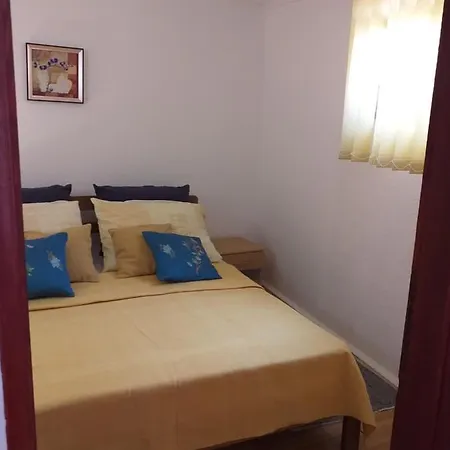 Apartmani Marijanovic Apartment *