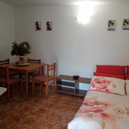 Apartmani Marijanovic Apartment Vir