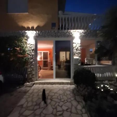 Apartmani Marijanovic Vir